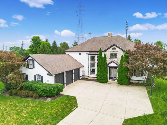 204 Oakwood Court, Westerville, OH 43081