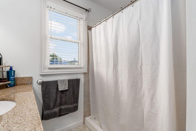 204 Oakwood Court, Westerville, OH 43081
