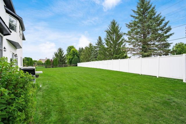 204 Oakwood Court, Westerville, OH 43081