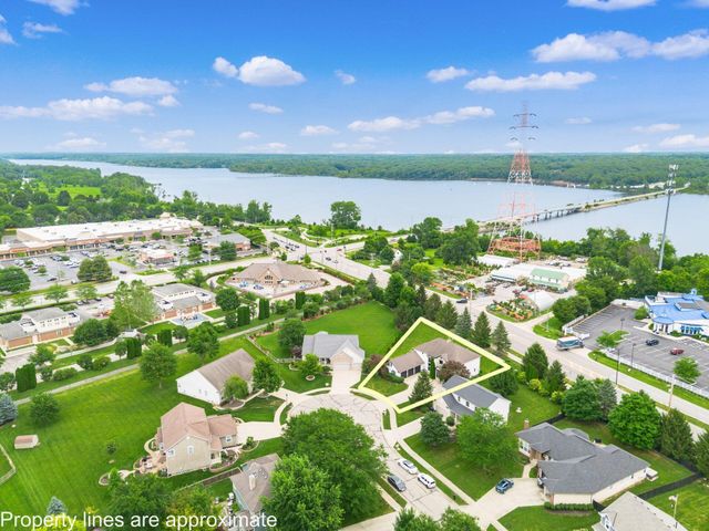 204 Oakwood Court, Westerville, OH 43081