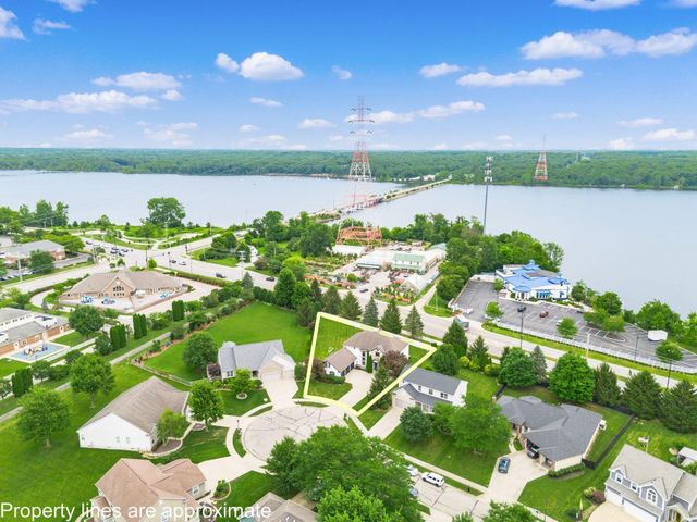 204 Oakwood Court, Westerville, OH 43081