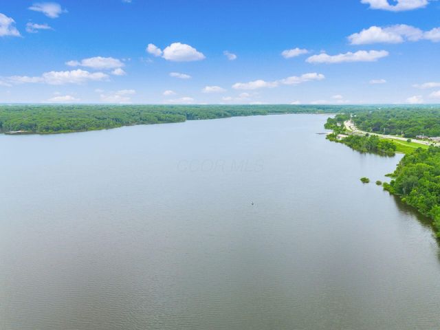 204 Oakwood Court, Westerville, OH 43081