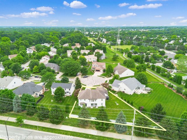 204 Oakwood Court, Westerville, OH 43081