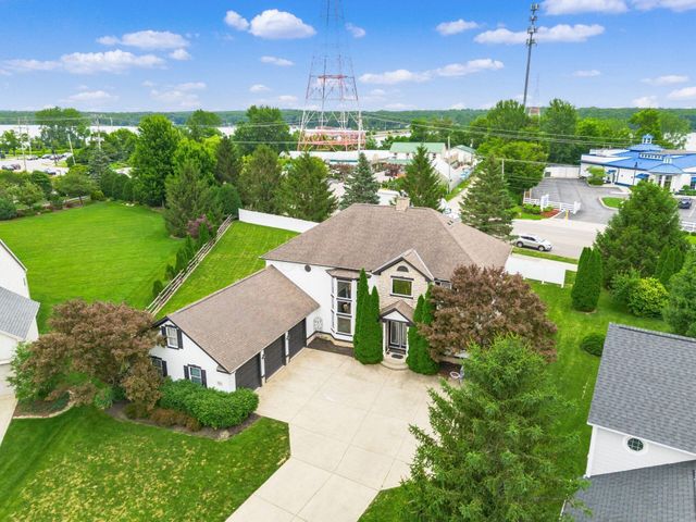 204 Oakwood Court, Westerville, OH 43081