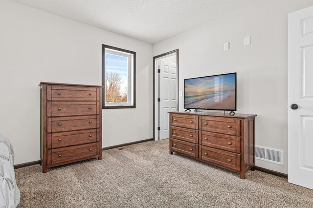 24321 Pierce Path NE, East Bethel, MN 55005