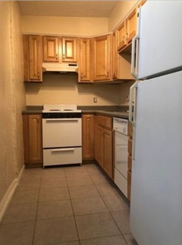161 Burrill St, Swampscott, MA 01907