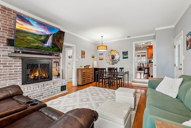 559 S Lewis Avenue, Lombard, IL 60148