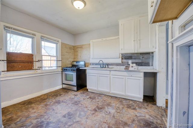 12875 Steel Street, Detroit, MI 48227