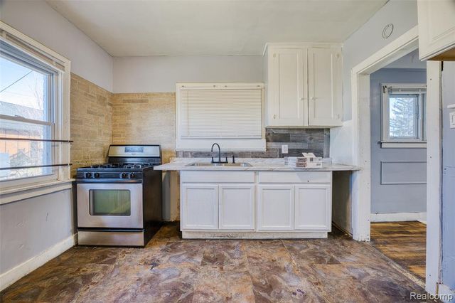 12875 Steel Street, Detroit, MI 48227