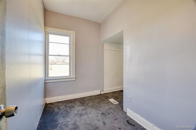 12875 Steel Street, Detroit, MI 48227