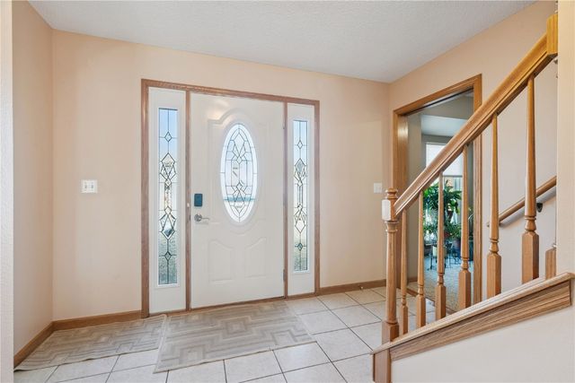 7013 Pleasant Ridge Drive SW, Cedar Rapids, IA 52404