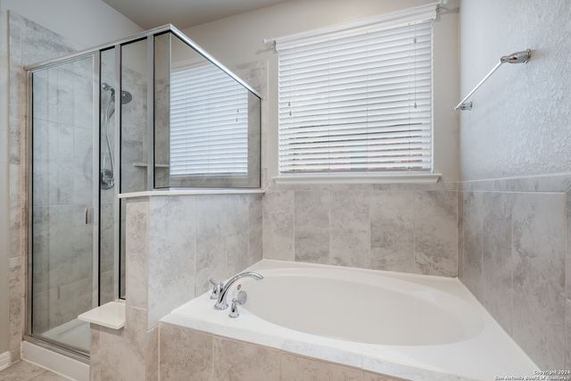 7530 Cove Way, San Antonio, TX 78250