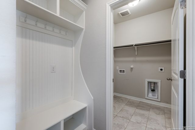 7530 Cove Way, San Antonio, TX 78250