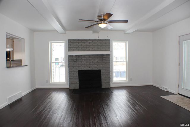 1611 COFFELT Avenue, Davenport, IA 52803