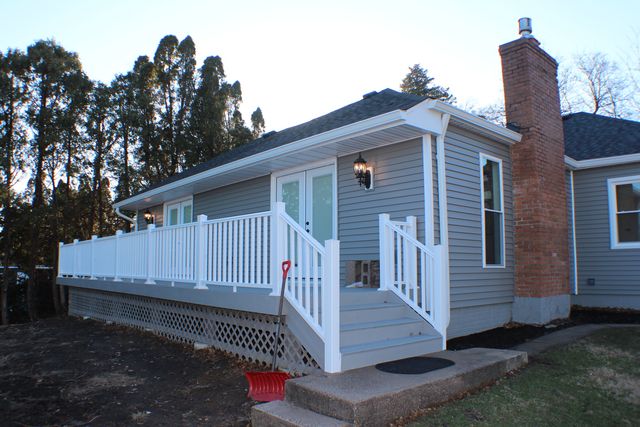 1611 Coffelt Ave, Davenport, IA 52803