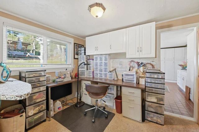 145 Barhaven Lane, Fallbrook, CA 92028