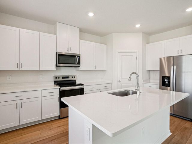 1834 COOLRIDGE PLACE, Zephyrhills, FL 33541