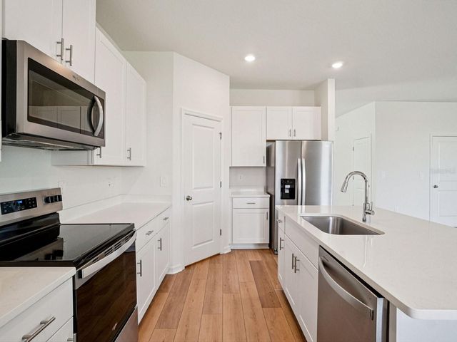 1834 COOLRIDGE PLACE, Zephyrhills, FL 33541