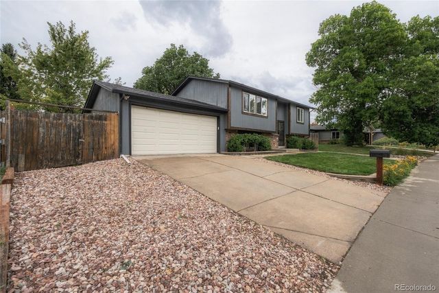 7058 W Roxbury Avenue, Littleton, CO 80128