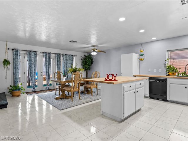 727 Brick Drive, Henderson, NV 89002