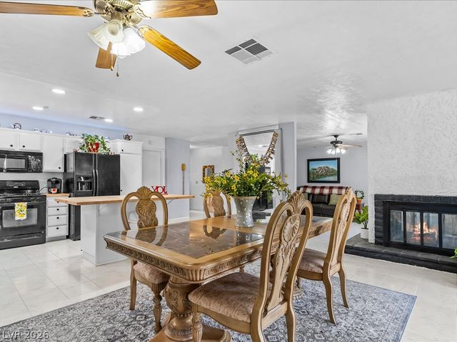 727 Brick Drive, Henderson, NV 89002