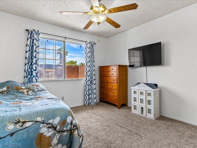 727 Brick Drive, Henderson, NV 89002