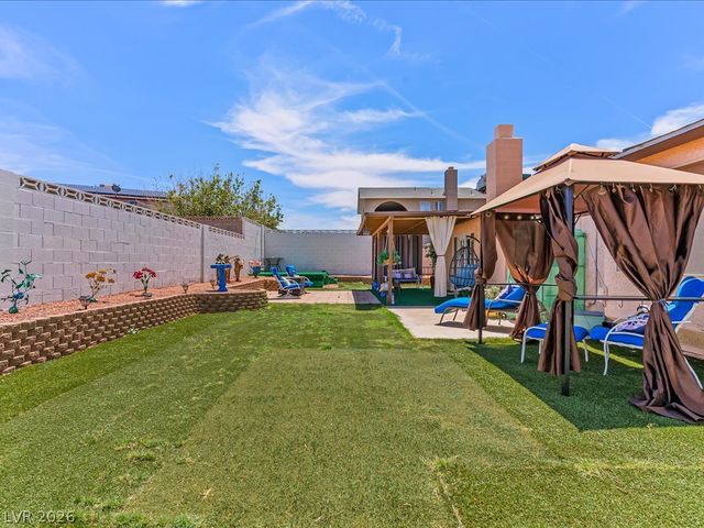 727 Brick Drive, Henderson, NV 89002