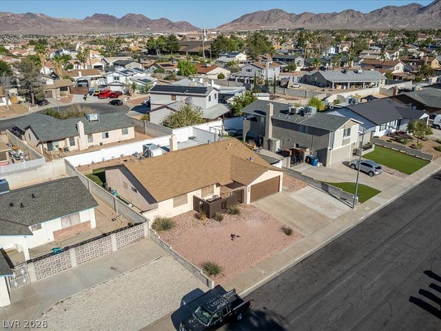 727 Brick Drive, Henderson, NV 89002