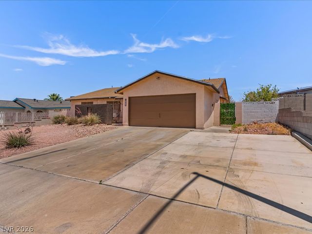 727 Brick Drive, Henderson, NV 89002