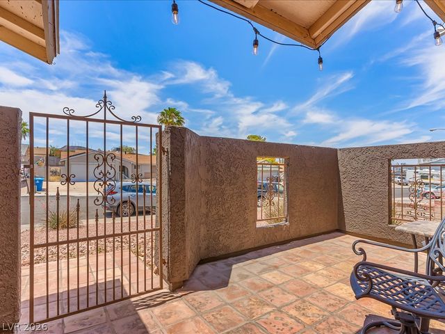 727 Brick Drive, Henderson, NV 89002