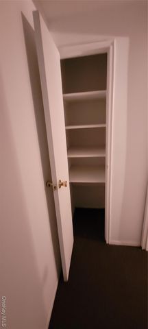 2 Williamsburg Court C, Ridge, NY 11961