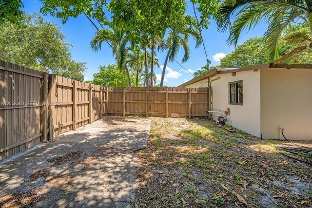 450 NW 140th Street, Miami, FL 33168