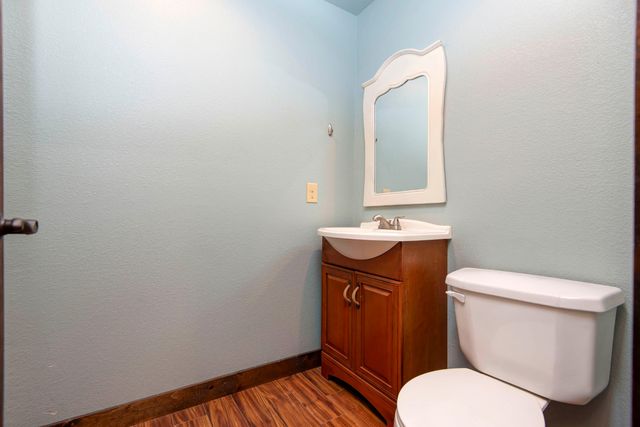 901 Trimble Road, Seymour, MO 65746