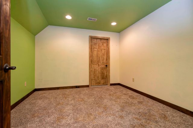 901 Trimble Road, Seymour, MO 65746