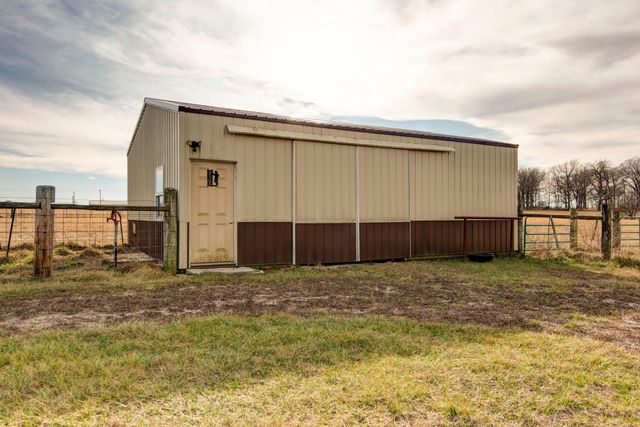 901 Trimble Road, Seymour, MO 65746