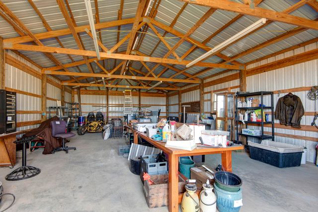 901 Trimble Road, Seymour, MO 65746