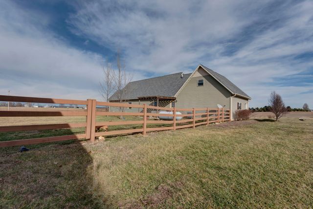 901 Trimble Road, Seymour, MO 65746