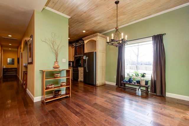 901 Trimble Road, Seymour, MO 65746