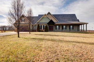 901 Trimble Road, Seymour, MO 65746