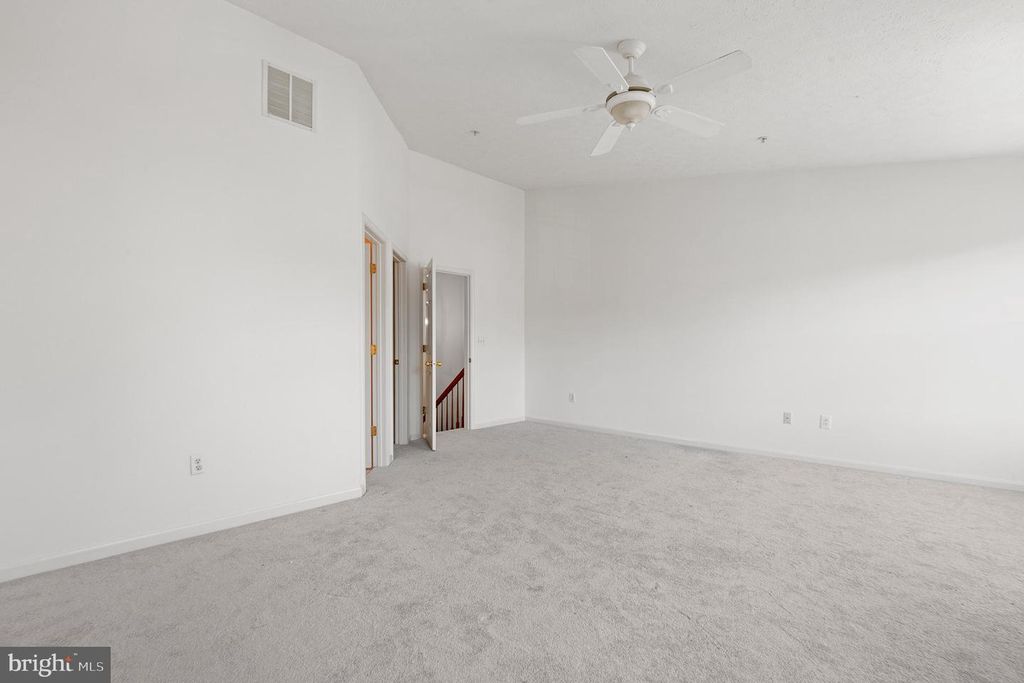 Image 25 of property listing at 50-E HEARTHSTONE CT, Annapolis, MD 21403