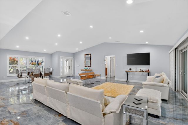 10294 Crosswind Road, Boca Raton, FL 33498