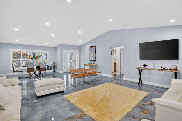 10294 Crosswind Road, Boca Raton, FL 33498