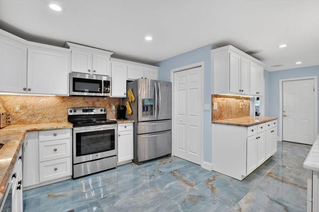 10294 Crosswind Road, Boca Raton, FL 33498