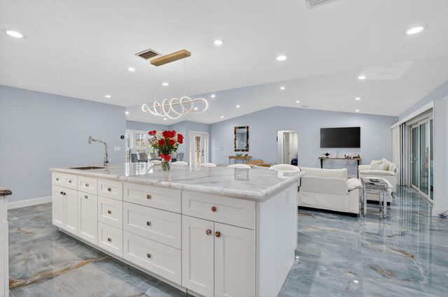 10294 Crosswind Road, Boca Raton, FL 33498