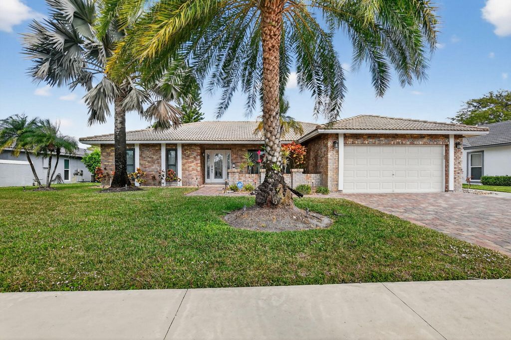 10294 Crosswind Road, Boca Raton, FL 33498