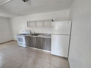 1376 NW 103rd St 3, Miami, FL 33147