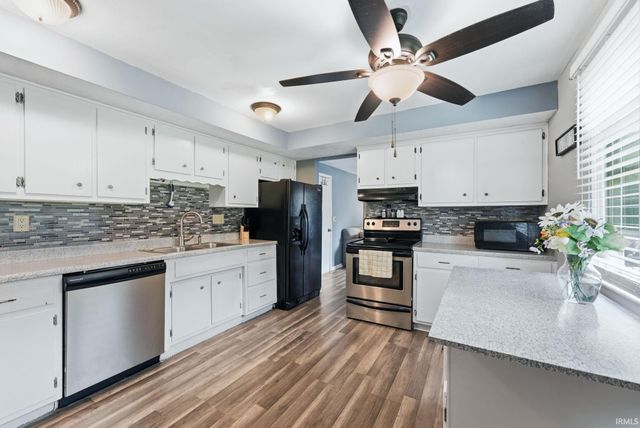 1311 Culbertson Court, Auburn, IN 46706