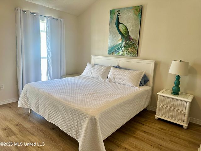 1180 Century Oaks Drive, B, Gulfport, MS 39507