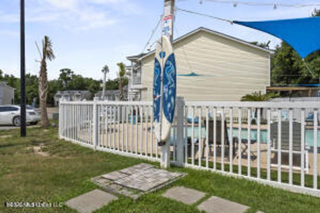 1180 Century Oaks Drive, B, Gulfport, MS 39507