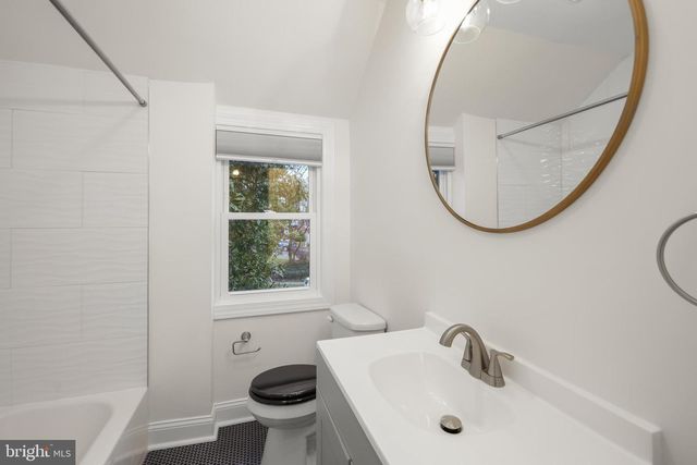 2208 SHEPHERD ST NE, Washington, DC 20018